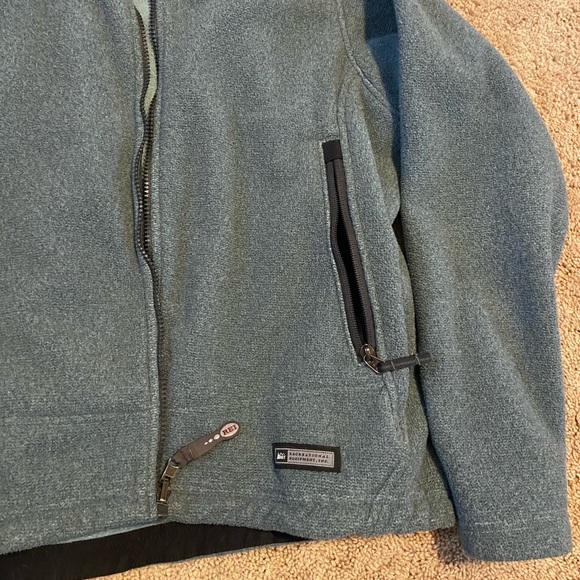 REI women’s fleece jacket - Picture 3 of 5